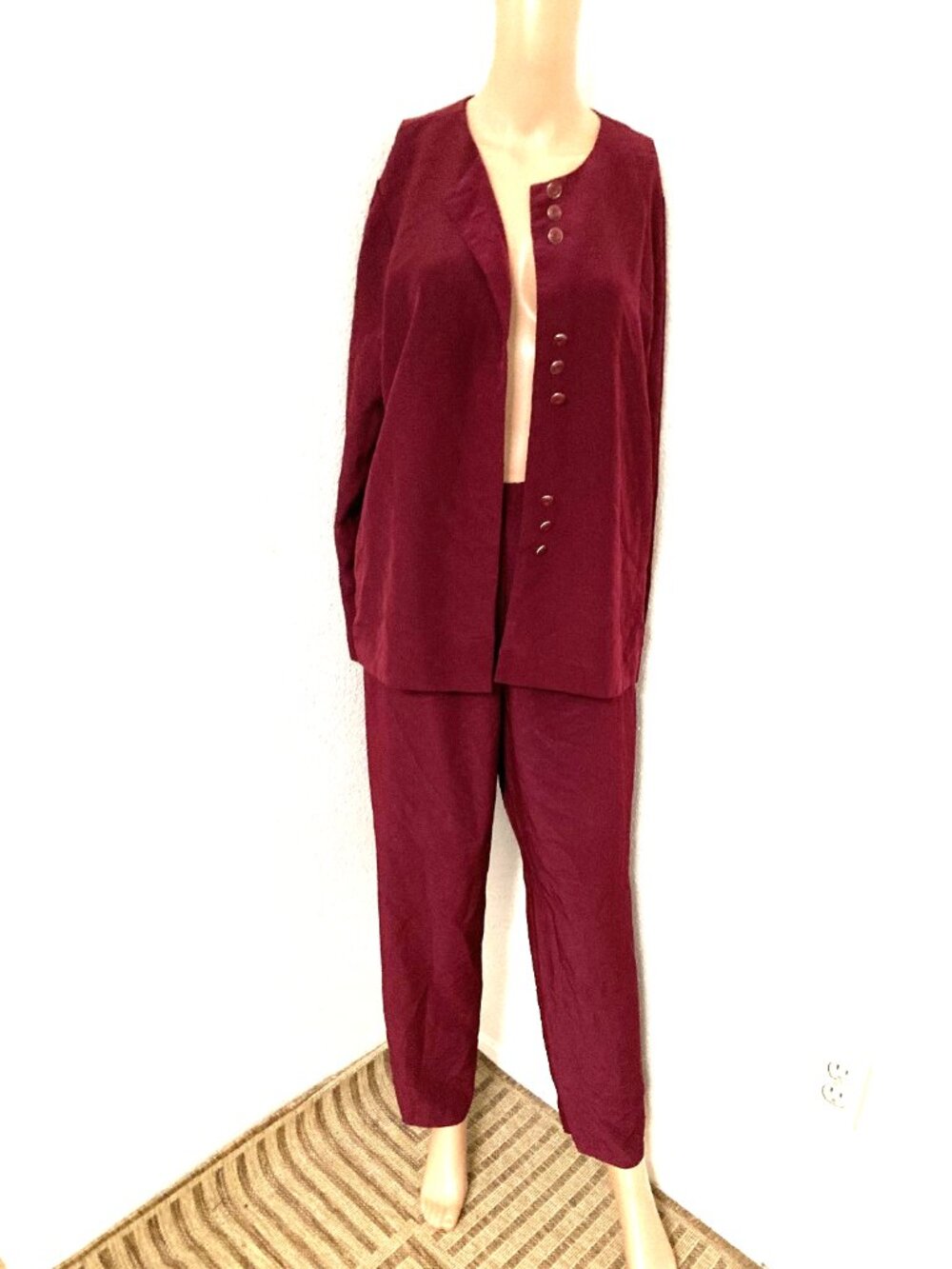 Vintage Darian Women's 2 Piece Suit Size 10 Maroon Made in Sri Lanka Vintage Dar